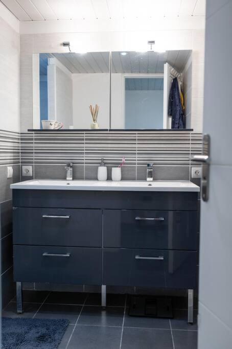 Appartement Le Jutini Caunes-Minervois 外观 照片
